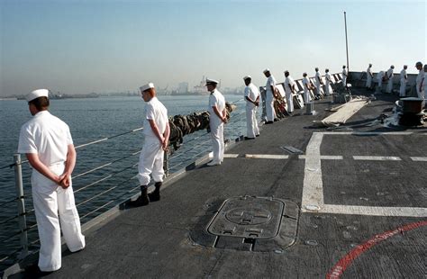 Sailors Man The Rail Of The Guided Missile Frigate Uss Vandergrift Ffg