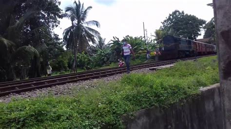 Sri Lanka Railway M8 841 Rajarata Rejina Train Weligama Railway