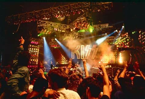 KISS NYC November 9 1990 Hot In The Shade Tour KISS Photo