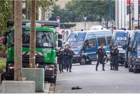 Parigi Morti E Feriti Nella Sparatoria Tiscali Notizie