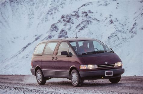 Tested: Five 1992 4WD Minivans vs. Alaska's Dalton Highway