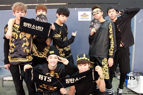 KOREAN IDOL~: Download Lagu-Lagu dalam Album BTS / Bangtan Boys / 방탄소년단 ...