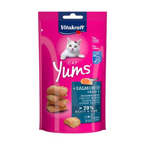 Лакомство для кошек Vitakraft Yums с лососем и Омега-3, 40 г - купить ...