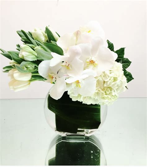 Modern Elegance By Westlake Florist