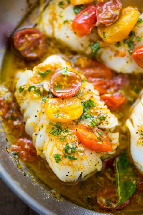 Pan Seared Cod In White Wine Tomato Basil Sauce Baker By Nature