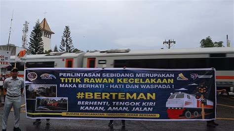 Sosialisasi Dan Promosi Keselamatan Di Perlintasan Sebidang Kereta Api