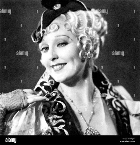 Thelma Todd Black And White Stock Photos And Images Alamy