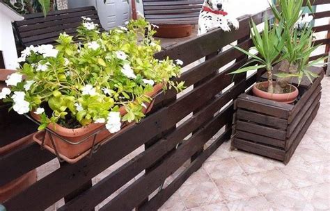 Забор из поддонов (паллет) своими руками: фото инструкция Wood Pallet ...