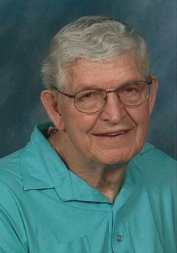 Kenneth Davis Obituary 1927 2020 Big Rapids Mi The Herald Review