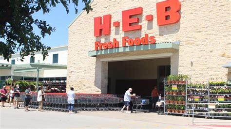 H E B Makes Curbside Grocery Purchasing Services Free Rhouston