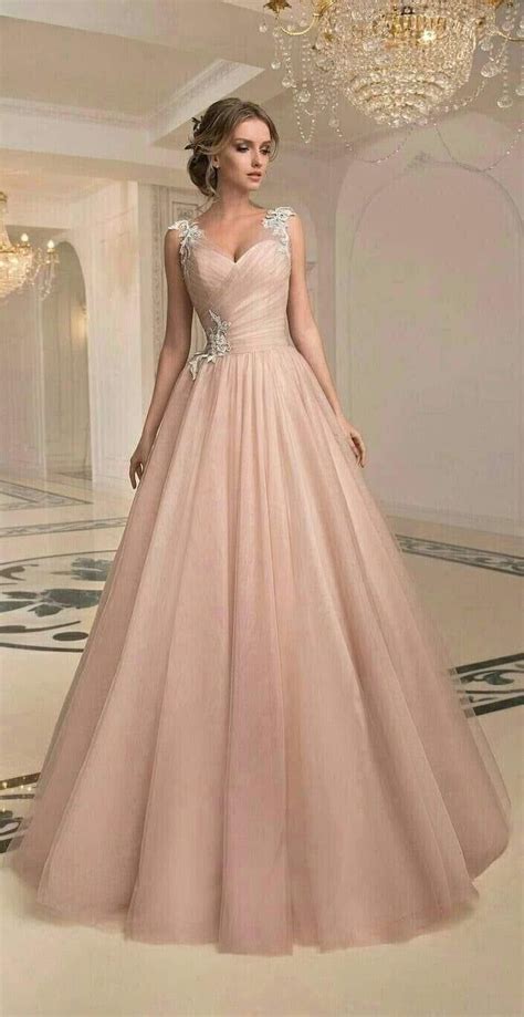 Pin By Maria Hernandez On Trajes Boda Quincea Era Fiesta No Ventas