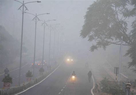 Dense Fog Engulfs Delhi Ncr Low Visibility Affects Rail Air Traffic Air Quality India News