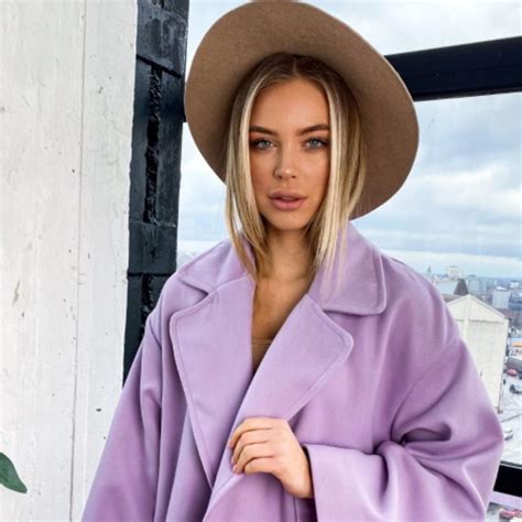 Стильний одяг до 62 розміру on Viber