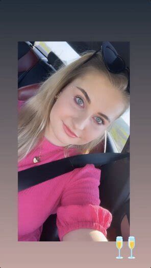 Hot Mature Women Porn Pic