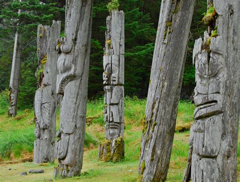 Tofino Expeditions Haida Gwaii Kayak Hot Springs To Totem Poles