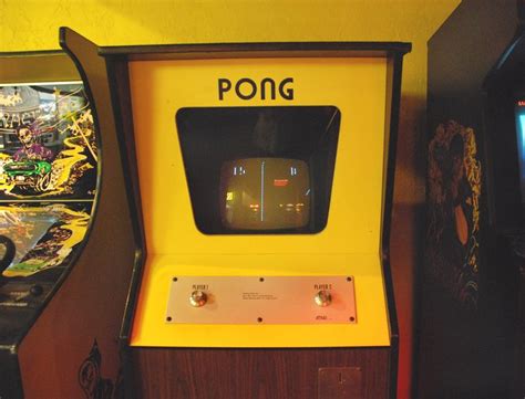 Pong Arcade Machine By Atari Released In 1972 One Of The First Video