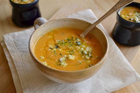 Sopa De Cenoura Gorgonzola