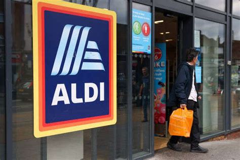 Aldi to change opening hours leading up to Christmas - U105