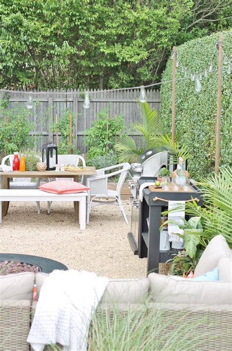 Diy Pea Gravel Patio Hamptons Inspired Small Backyard City Farmhouse