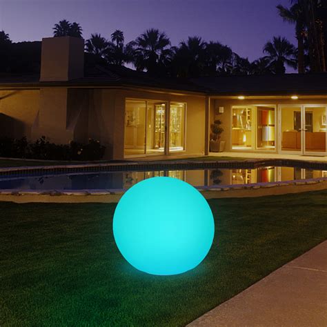 12 Inch Solar Rechargeable Led Ball Light Color Changing Solar Globe