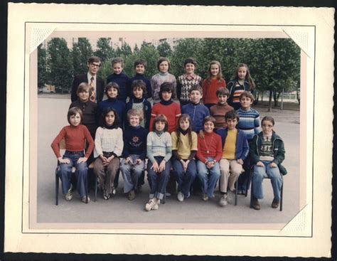 Photo De Classe Cm2 De 1976 Ecole Pierre Curie Copains Davant