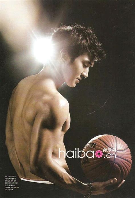 Những hot boy có thân hình chuẩn nhất xứ Hàn