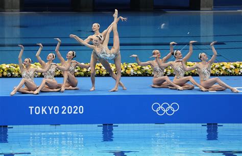 Olympics Stunning Images From The Artistic Swimming Routines In Tokyo