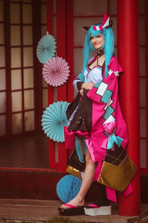 Hatsune Miku Magical Mirai 2020 Cosplay By Caryucospre On Deviantart