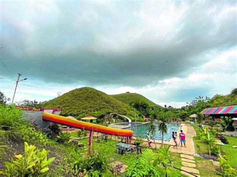 Closure Order Vs Resort Near Chocolate Hills Issued Sept