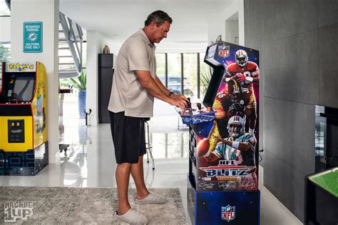 NFL Blitz Arcade Games Will Relaunch As Arcade1Up Cabinet Exclusive