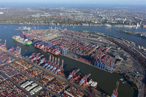 Seefracht Hamburg Und Bremerhaven Werden Zum Nadel Hr Seefracht