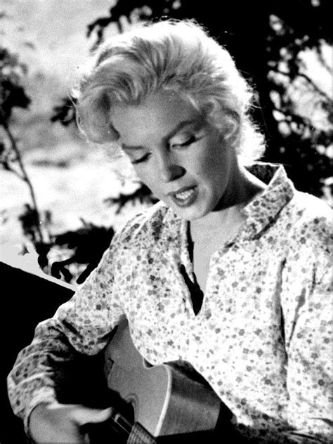 Marilyn Singing Down In The Meadow In The Film River Of No Return