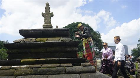 Boneterkini Bupati Bone Ziarahi Makam Raja Raja Bone Di Daerah Gowa