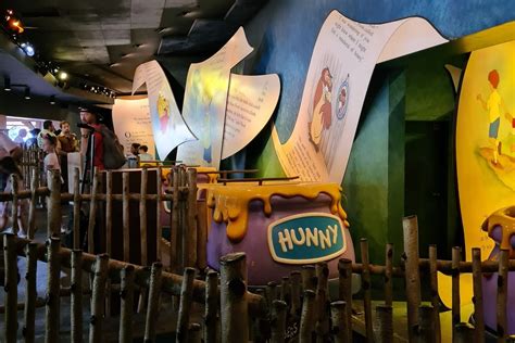 The Many Adventures Of Winnie The Pooh Ride