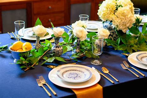 Simple Ways to Incorporate Blue Table Decorations on Your Tabletop