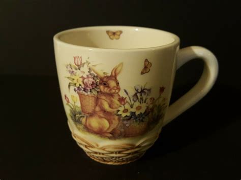 Cracker Barrel Easter Treasures Bunny Butterfly Basket Ceramic Coffee