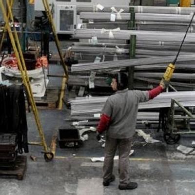 Recuperação perde fôlego e crise já atinge 36 dos setores industriais