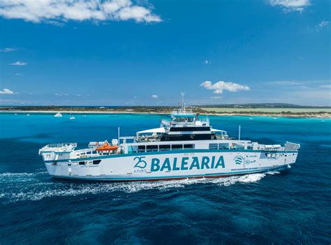 Presentan el Cap de Barbaria el primer ferry eléctrico de España