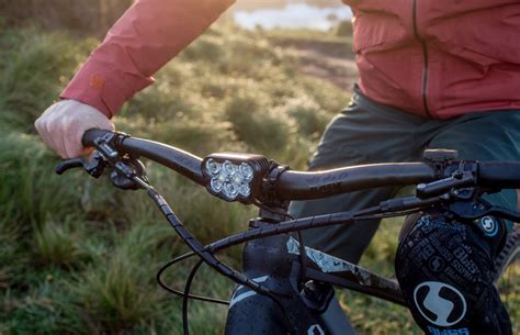 Lupine Alpha Con 7200 Lúmenes Es La Luz Más Potente Del Mercado