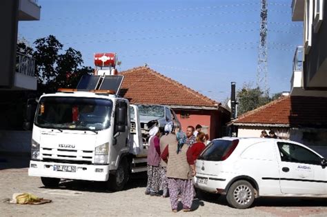 Polisin El Koydu U Cral K Arac Par Alad Lar Haberler