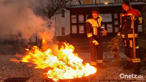 Ebnather Christbäume sorgen für Wärme Onetz