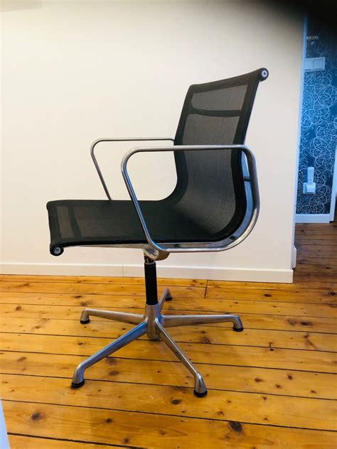 ICF Charles Eames Ray Eames Office Chair EA 108 Aluminium