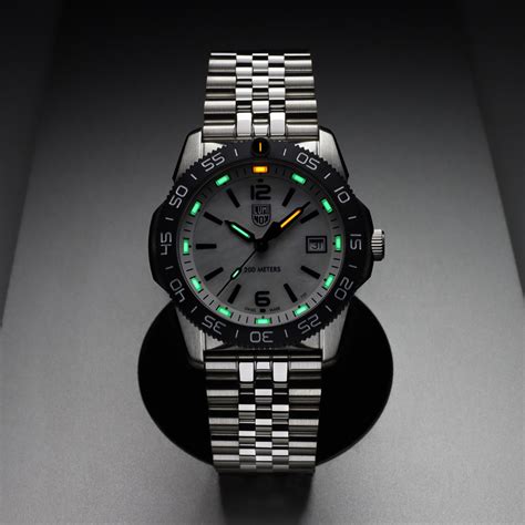 Pacific Diver M Series Ref M Luminox