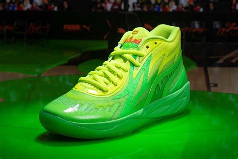 Le Puma Mb02 Slime Di Lamelo Ball Outpump