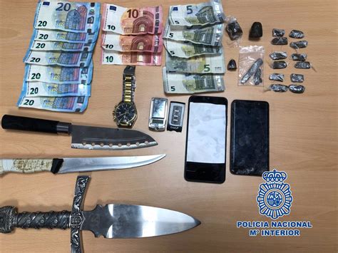 Detenido Como Presunto Autor Del Robo De Dinero Y Hach S En La Vivienda