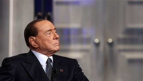 Marco Di Nunzio E Il Testamento Colombiano Di Berlusconi Io Aggredito