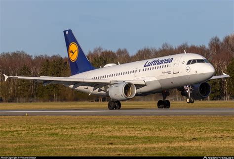 D AIBB Lufthansa Airbus A319 112 Photo By Vincent Driesch ID 1548415