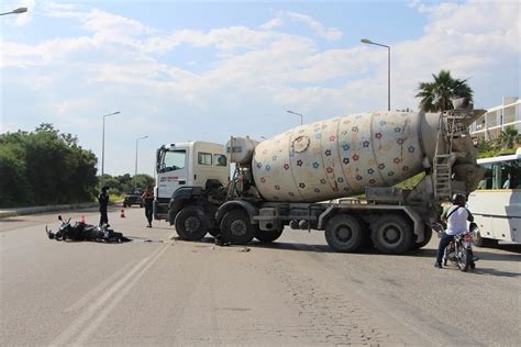 Manavgat Ta Beton Mikseri Ile Motosiklet Arp T Yaral Haberler