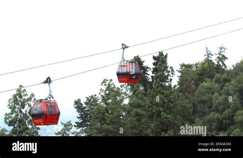 Cable Cars Trolleys Stock Videos And Footage Hd And 4k Video Clips Alamy