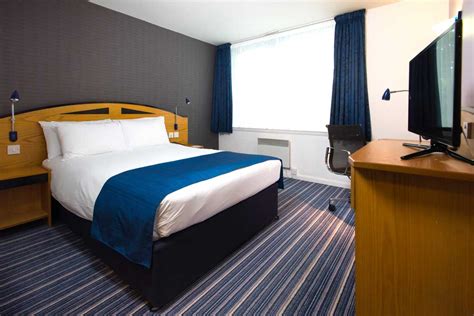 Holiday Inn Express Bristol City Centre | englandrover.com